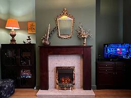Robin’S Hollow: 2Bd Home Near Wrexham Afc