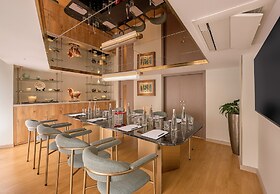 La Siesta Premium Lakeside