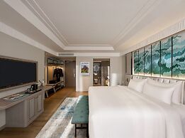 La Siesta Premium Lakeside