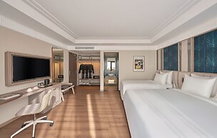 La Siesta Premium Lakeside