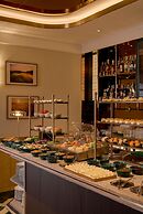 La Siesta Premium Lakeside