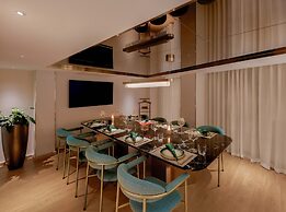 La Siesta Premium Lakeside