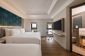 La Siesta Premium Lakeside