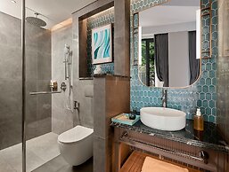 La Siesta Premium Lakeside