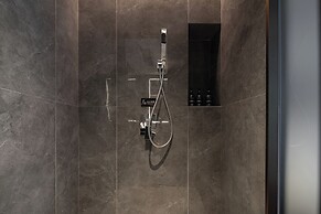 CNHOL Hotel - Chongqing Huanancheng