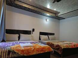 Shri Narayan Resort