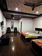 Shri Narayan Resort