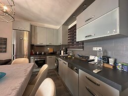 Owl's Nest Residence