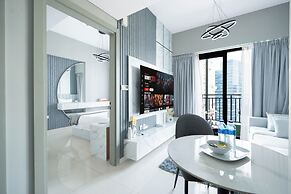 KeyRock Living - Dubai Skyline