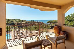 3HB Falésia Beach