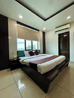 Hotel Komal Palace