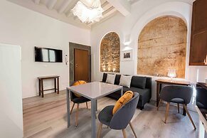 Deluxe Pitti Suites by MMega