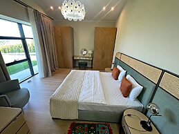 Arena Apartments & Villas Guba
