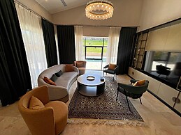 Arena Apartments & Villas Guba