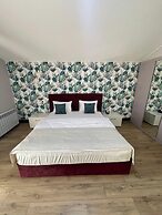 Arena Apartments & Villas Guba