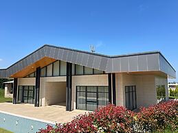 Arena Apartments & Villas Guba