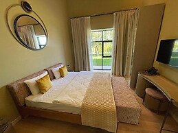 Arena Apartments & Villas Guba
