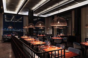 Soma Hotel Riverside