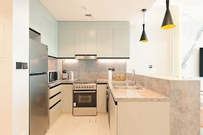 KeyRock Living - Golf Gate Apartment