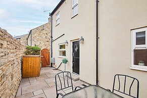 Host Stay Castle View