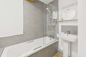 Host Stay Look Flat