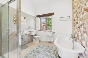 Host Stay The Old Foundry