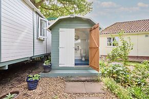 Host Stay Shepherd s Hut