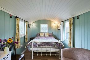 Host Stay Shepherd s Hut