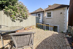 Host Stay Old Stone Cottage