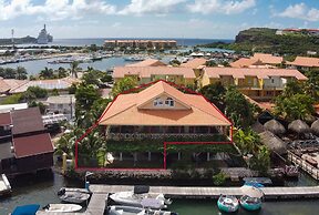 Spanish Water Marina Triple Penthouse