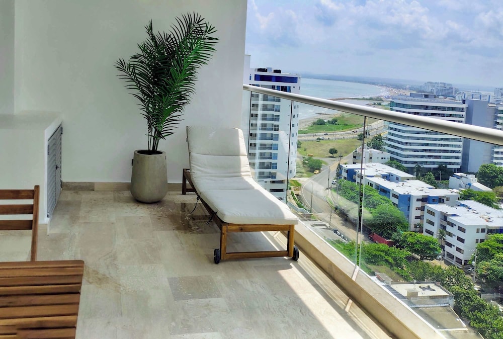 w Elegant 1BR in Crespo