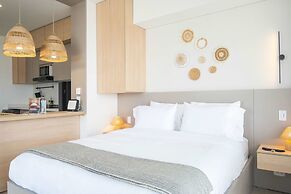 w Elegant 1BR in Crespo