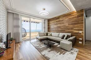 Skyline Apartment Free Parking