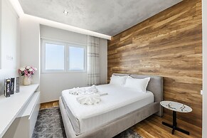 Skyline Apartment Free Parking