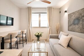 1601 Dumont