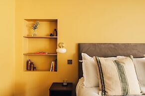Hermes Hotel by Nestor