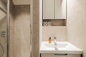 Hermes Hotel by Nestor