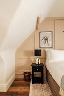 Hermes Hotel by Nestor
