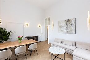 Rental in Rome Mellini View Apartment