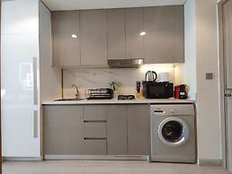 Lux BnB Farhad Azizi- Al Jaddaf
