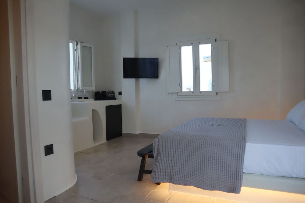 Santozen Suites