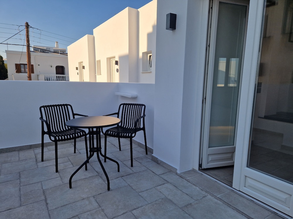 Santozen Suites