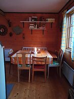 Villa w Open Fireplace and big Plot 5 min From the sea