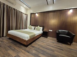 R D HOTELS HSR