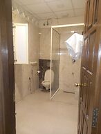 R D HOTELS HSR