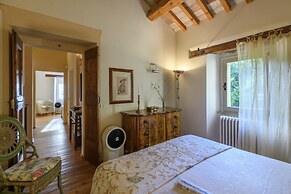 Villa Emily 10 by Marche Holiday Villas