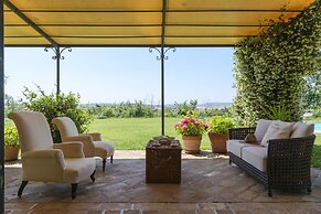 Villa Emily 10 by Marche Holiday Villas
