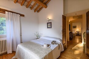 Villa Emily 10 by Marche Holiday Villas