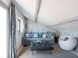 British Embassy Terrace Apartment