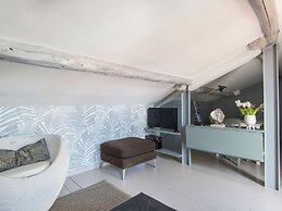 British Embassy Terrace Apartment